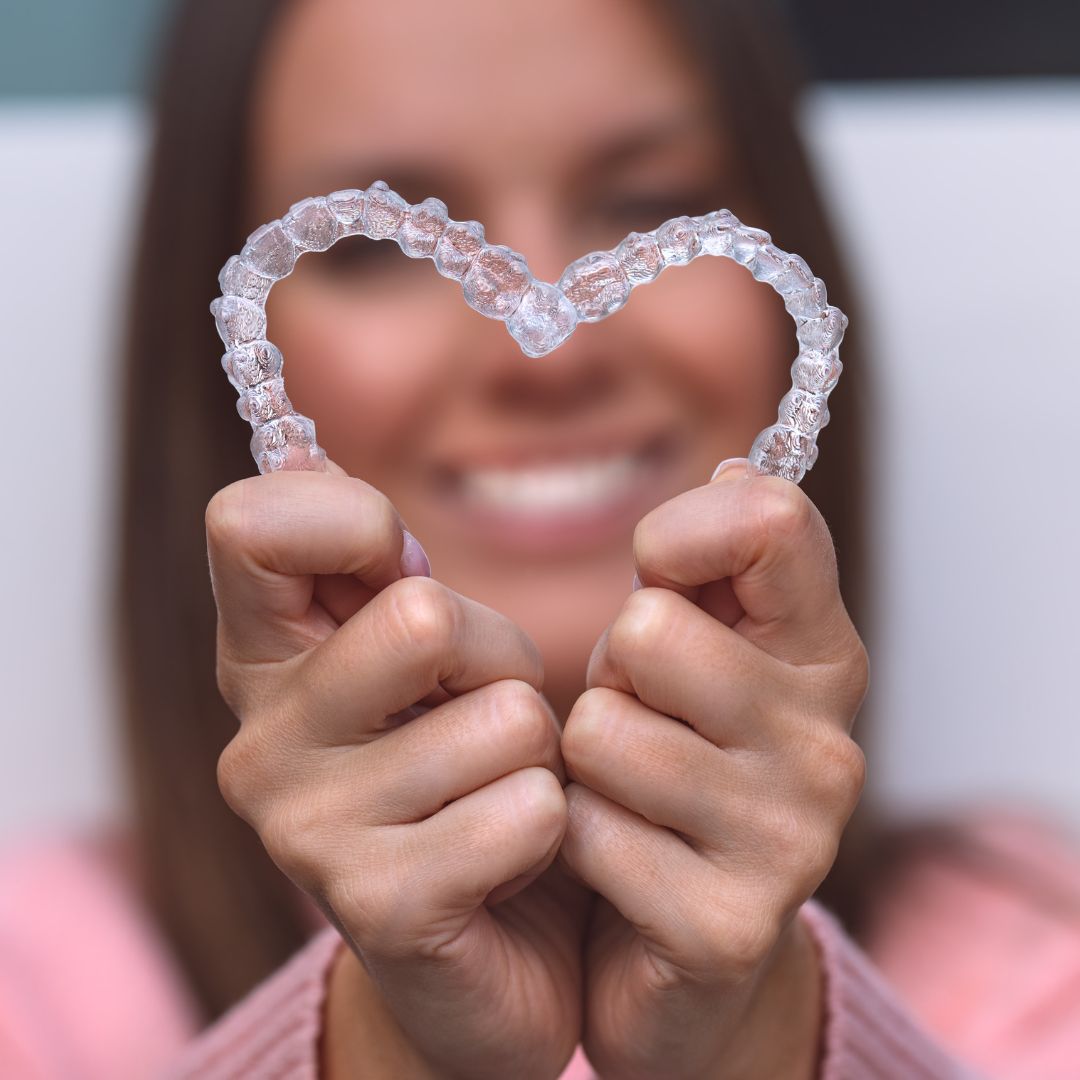 ortodoncia invisible invisalign clinica dental doctoras gandia
