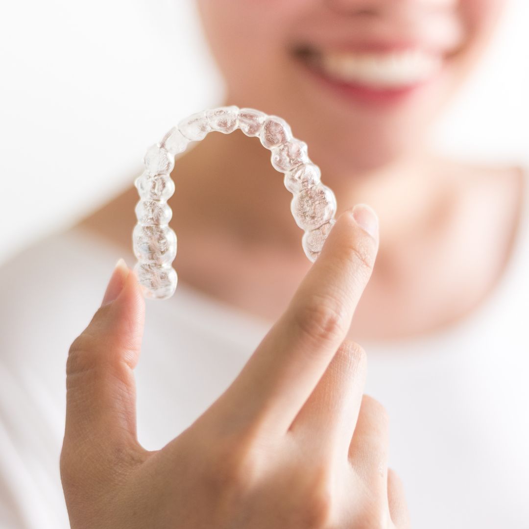 ortodoncia invisible invisalign clinica dental doctoras gandia